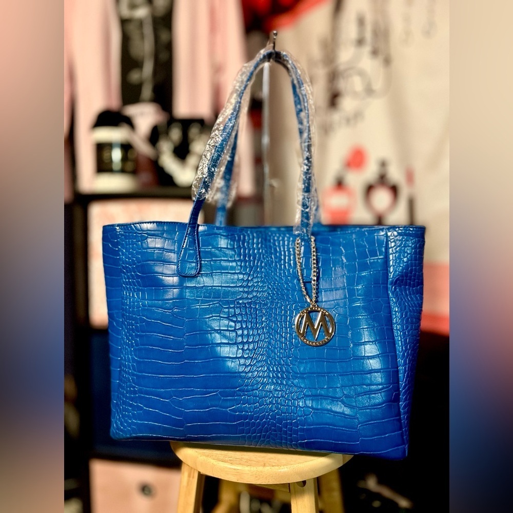 NWOT MKF Mia Farrow Sadie Croc Embossed Oversized Tote Royal Blue​​